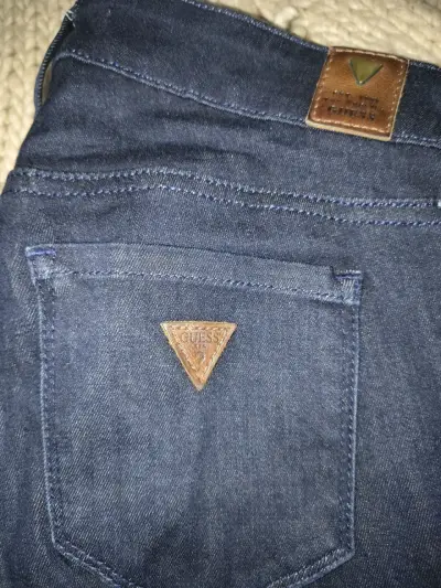 Jeans azul oscuro Guess para mujer - miniatura 1