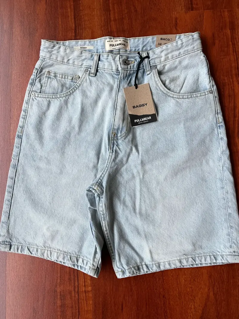 Shorts de mezclilla Pull&Bear Baggy azul claro - 2