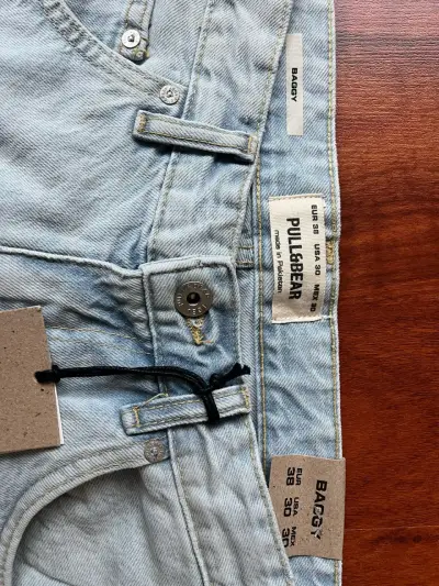 Shorts de mezclilla Pull&Bear Baggy azul claro - miniatura 4
