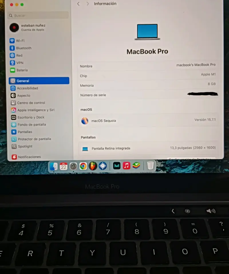 MacBook Pro con cargador original - 5