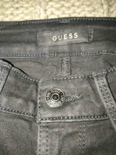 Jeans negros Guess para mujer - miniatura 1