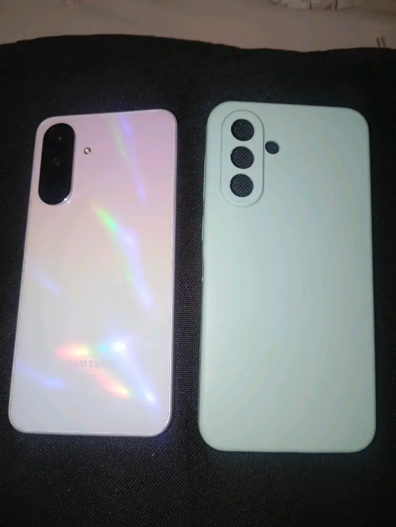Samsung Galaxy A36 5G con caja original - 1