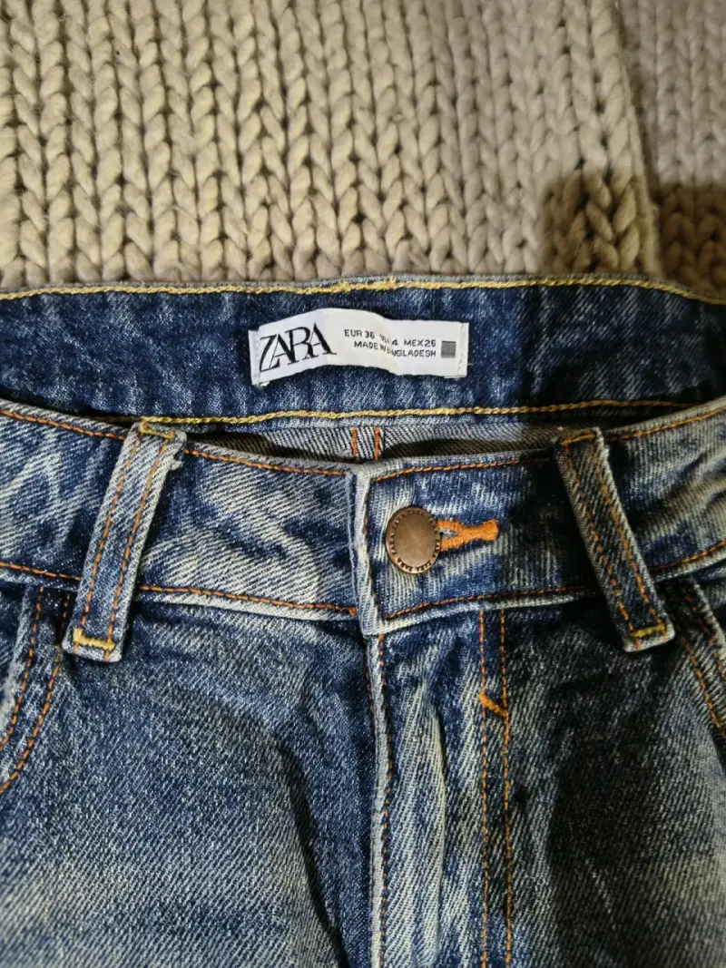 Jeans desgastados  Zara - 3