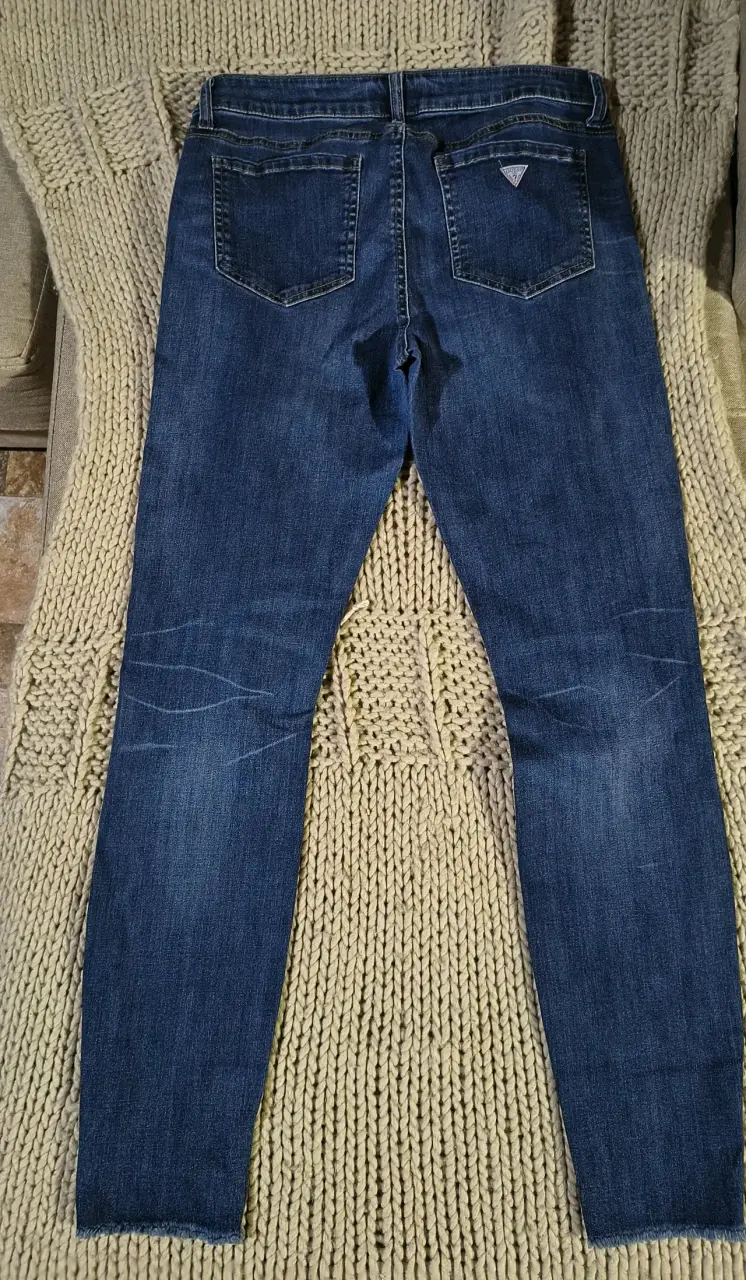 Jeans ajustados Guess para mujer - 4