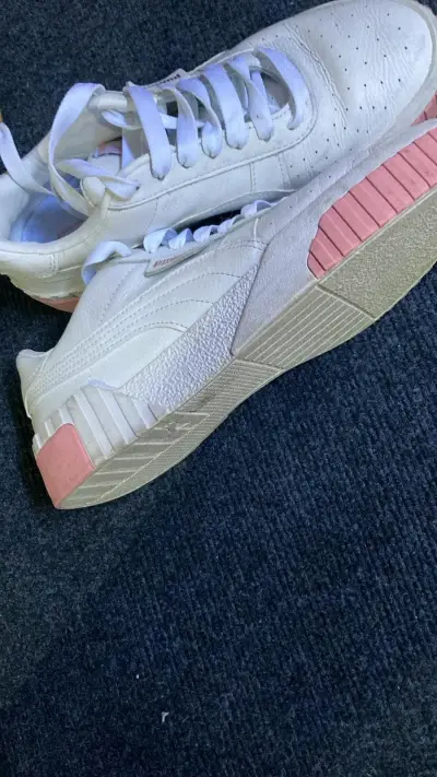 Zapatillas deportivas blancas Puma para mujer - miniatura 2