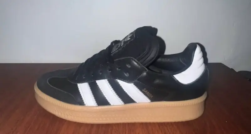 Zapatillas Adidas Samba negras y blancas - 3