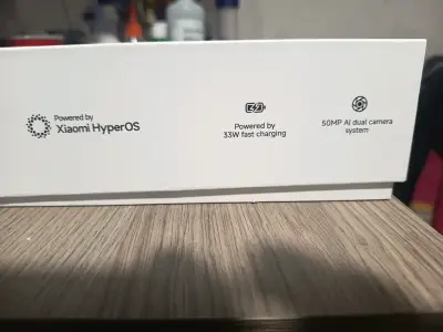 Smartphone Xiaomi Redmi 15 5G con cámara dual AI - miniatura 1
