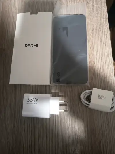 Smartphone Xiaomi Redmi 15 5G con cámara dual AI - miniatura 4