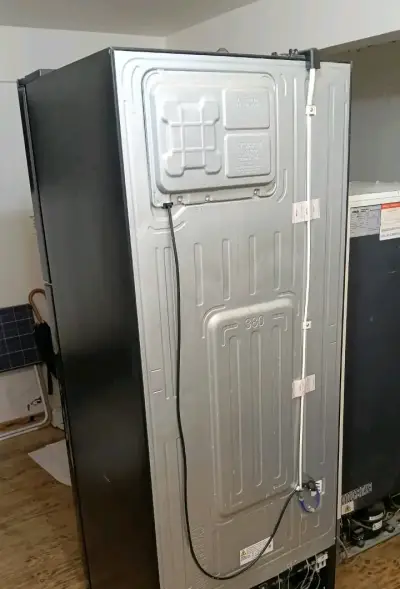 Refrigerador Samsung con dispensador de agua - miniatura 1
