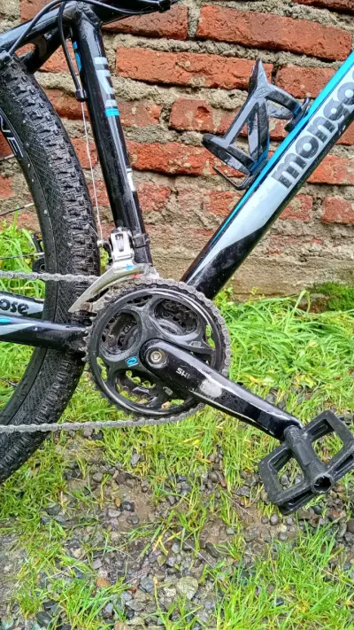 Bicicleta de montaña Mongoose con suspensión - miniatura 3