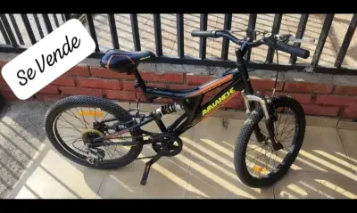 Bicicleta Avalanche para niños en buen estado - miniatura 1