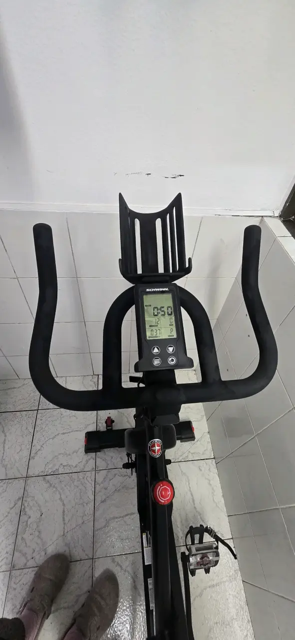 Bicicleta estática Schwinn 700ic3 Semi Profesional - 3