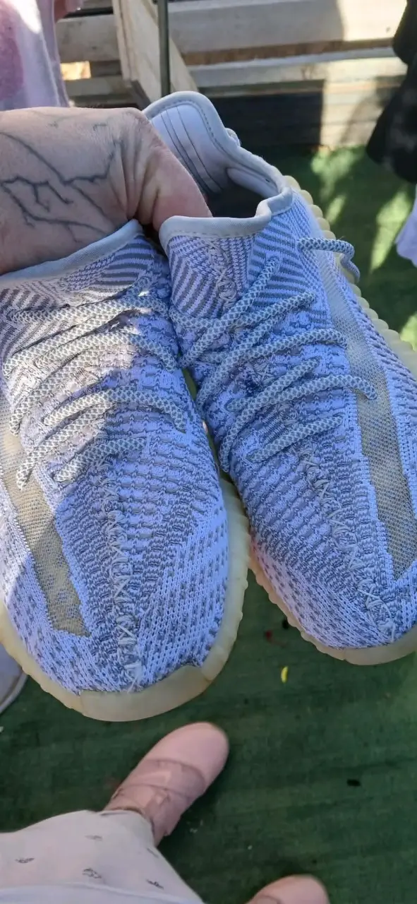 Zapatillas deportivas Yeezy Boost 350 V2 grises - 2