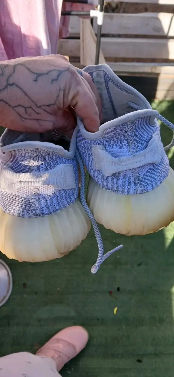 Zapatillas deportivas Yeezy Boost 350 V2 grises - 5