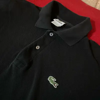 Polera Polo Negra Lacoste Talla M para Hombre - miniatura 2