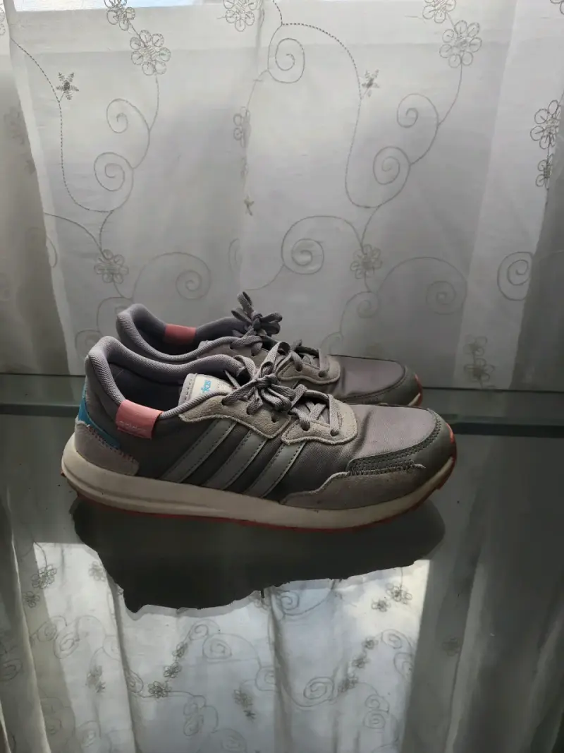 Zapatillas deportivas grises Adidas para mujer - 2