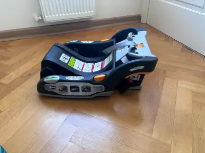 Coche de bebé Chicco mini Bravo con silla de auto - miniatura 4