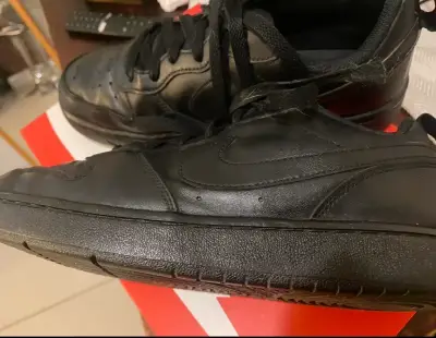 Zapatillas deportivas negras unisex - miniatura 1