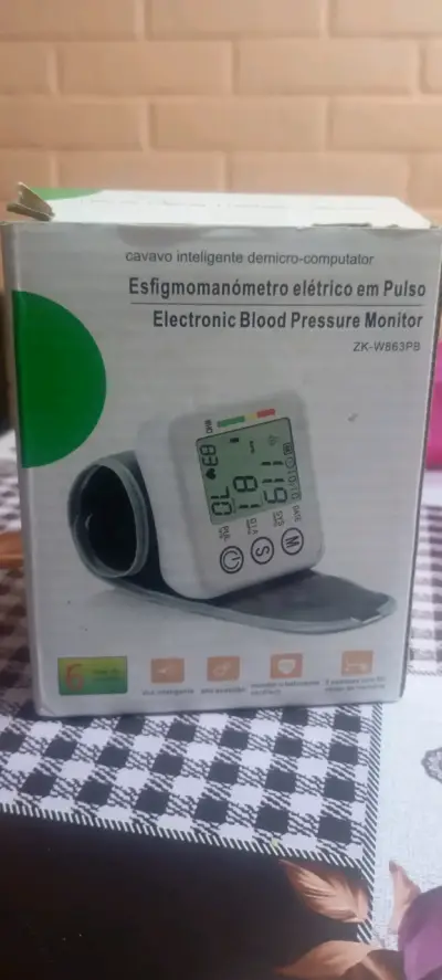 Esfigmomanómetro Eléctrico de Muñeca ZK-W863PB - miniatura 2