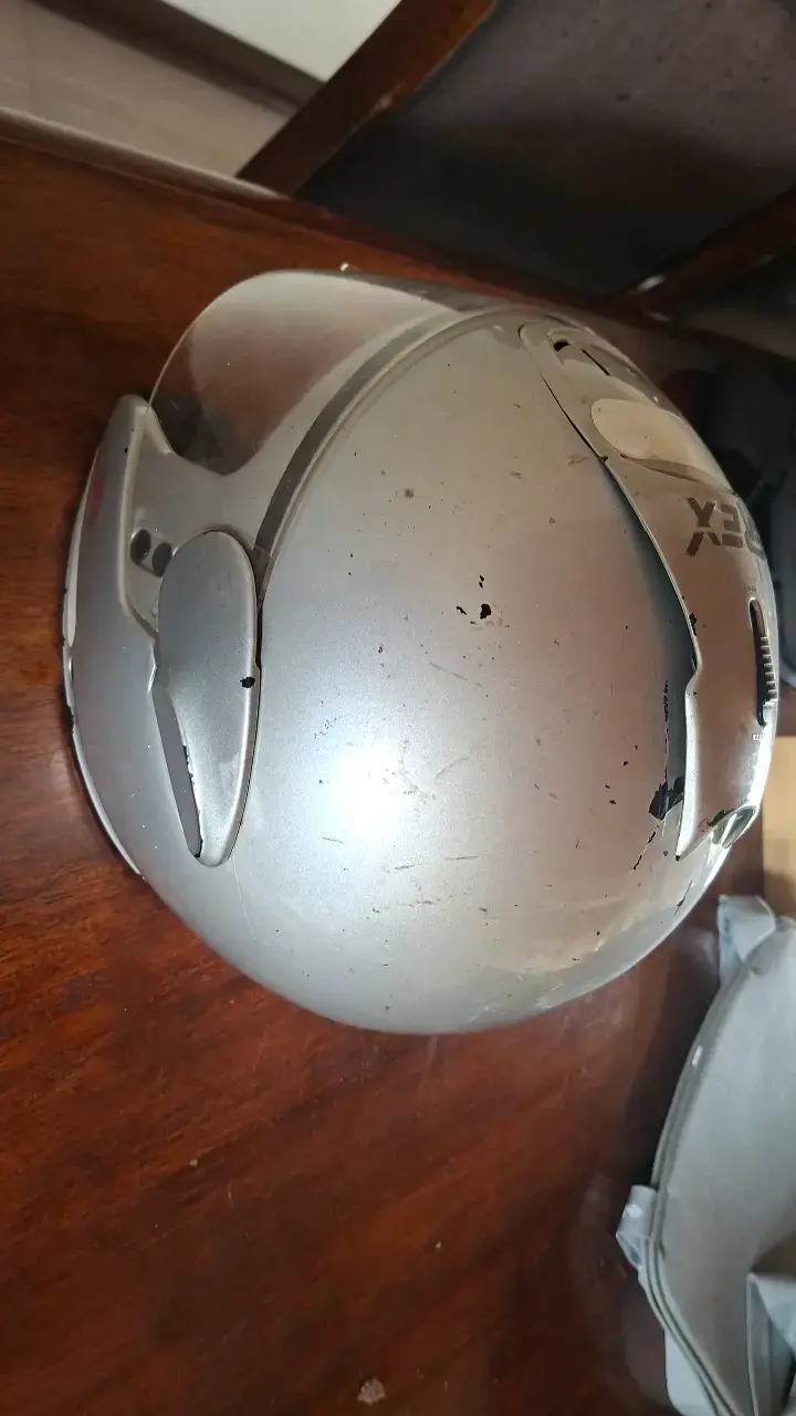 Casco de moto gris Grex con visera - 4