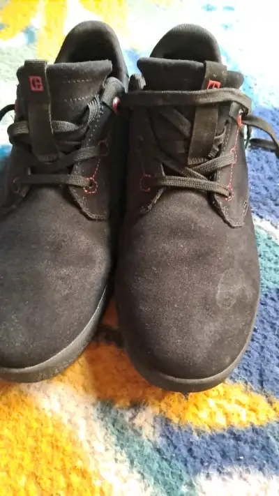 Zapatillas negras Caterpillar para hombre - miniatura 1