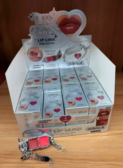 Set de maquillaje infantil con bálsamo labial de fresa - miniatura 5