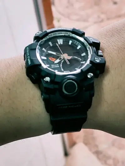 Reloj Casio G-Shock Negro Resistente al Agua - miniatura 1