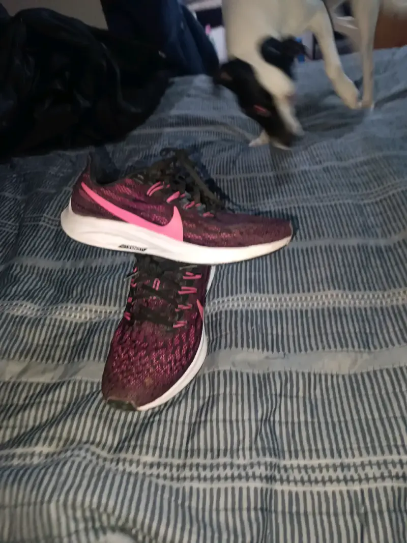Zapatillas deportivas Nike para mujer en color rosa - 1