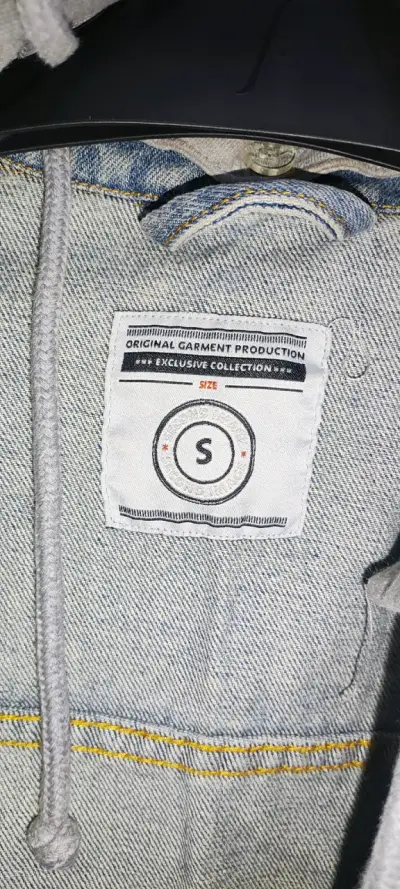 ChaquetJeans de mezclilla azul  costuras amarilla - miniatura 2