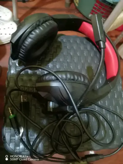 Audífonos Gamer MARVO - miniatura 1