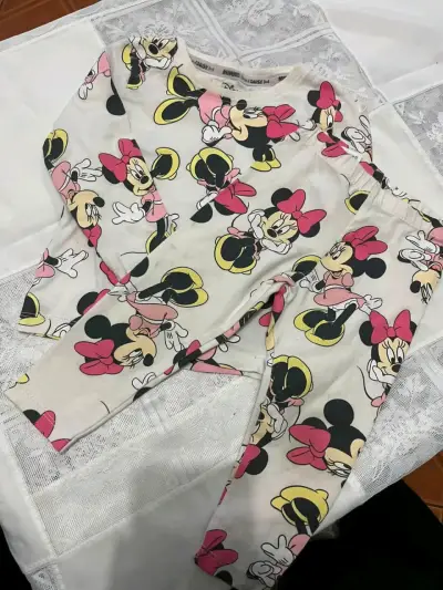 Conjunto de ropa infantil polar y Minnie Mouse - miniatura 5