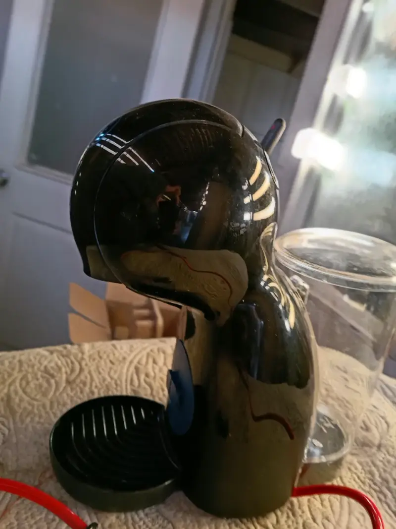 Cafetera Nescafé Dolce Gusto Negra - 6