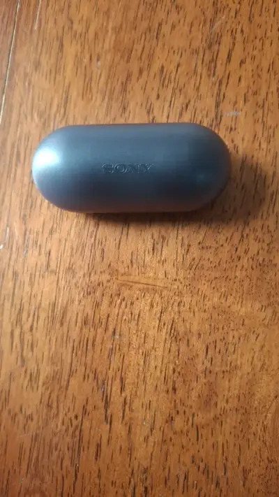 Audífonos inalámbricos Sony con estuche - miniatura 1