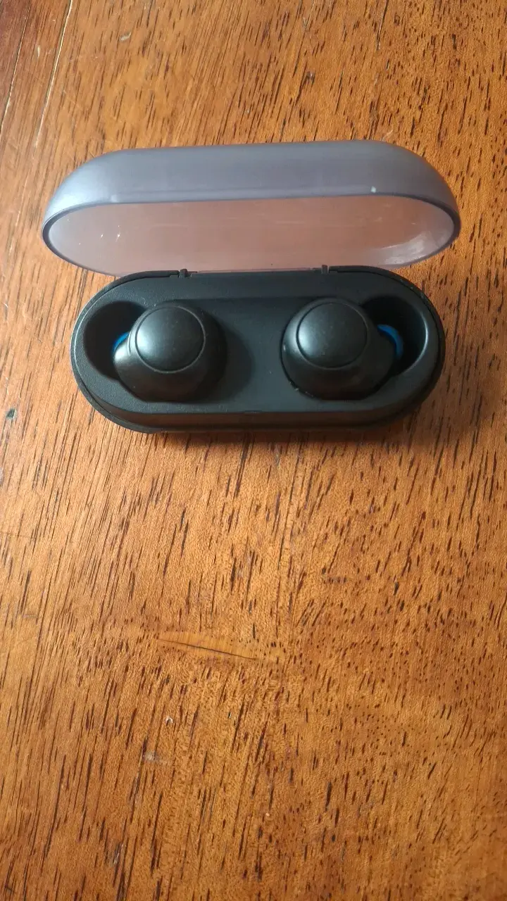 Audífonos inalámbricos Sony con estuche - 2