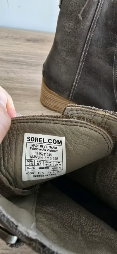 Botines cuero impermeabe marrón Sorel con tacón - miniatura 4