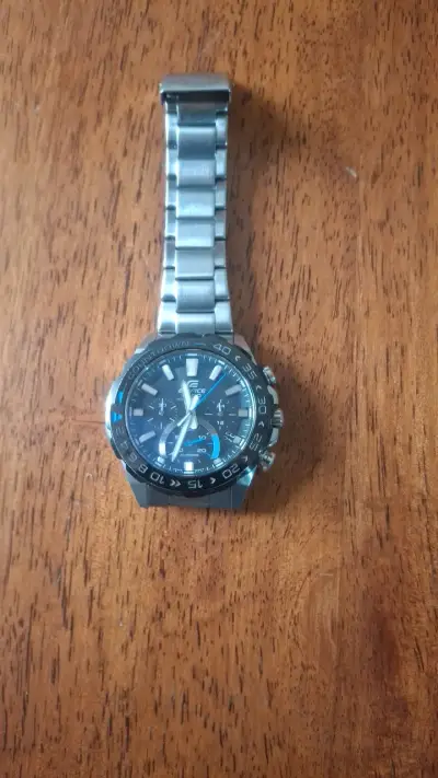 Reloj Casio Edifice cronógrafo de acero inoxidable - miniatura 1