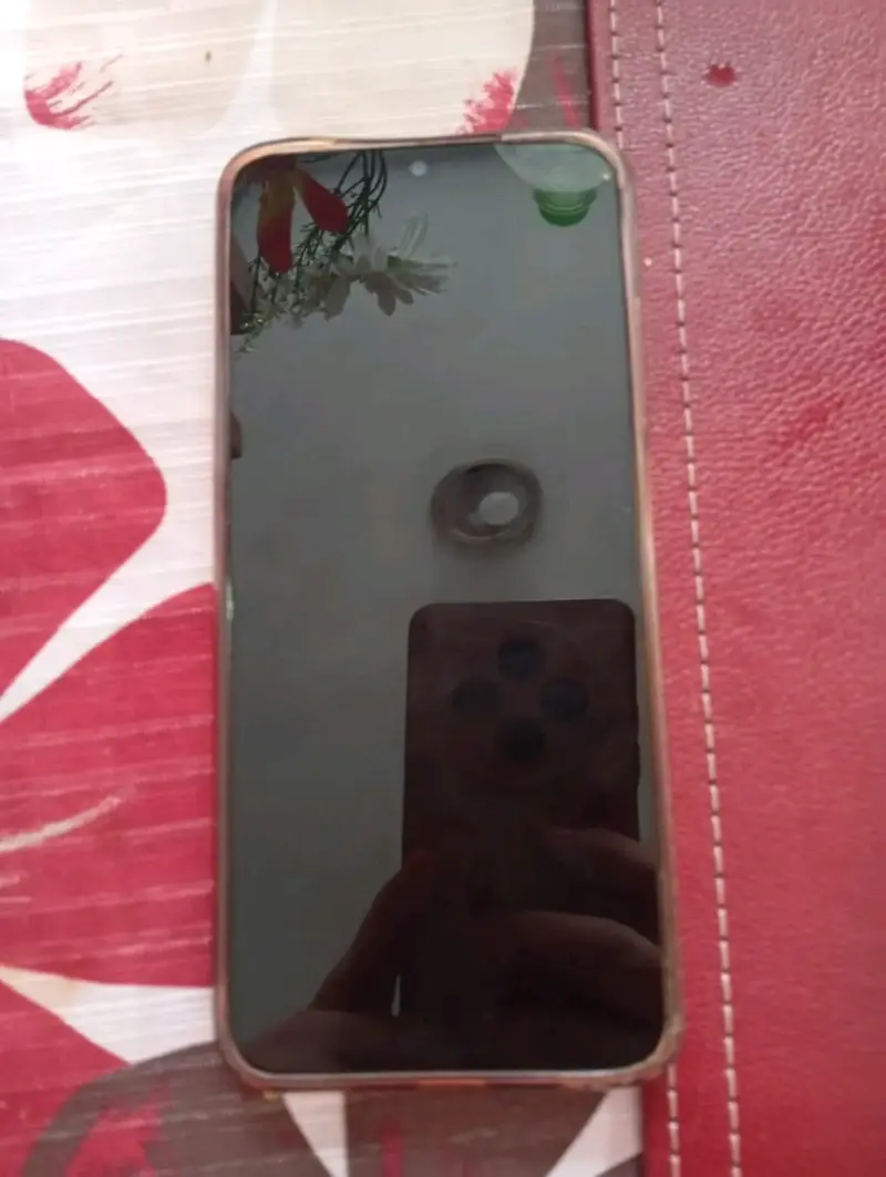 Smartphone Android con doble cámara trasera - 2