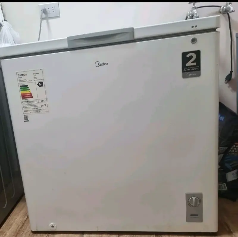 Congelador horizontal Midea