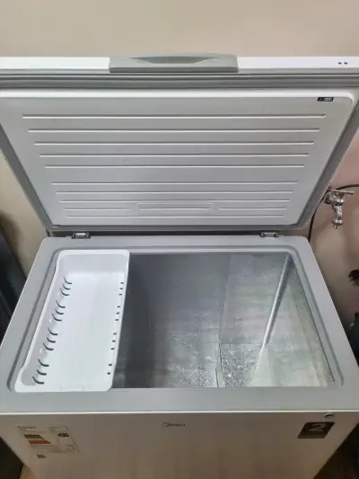Congelador horizontal Midea - miniatura 2