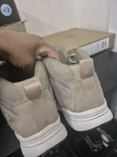 Zapatos  seguridad beige para mujer - miniatura 3