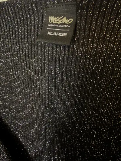 Suéter negro brillante Mossimo - miniatura 5