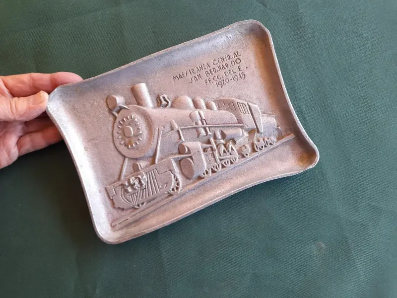 TREN FERROCARRILES DE CHILE LOCOMOTORA 1945 - 6