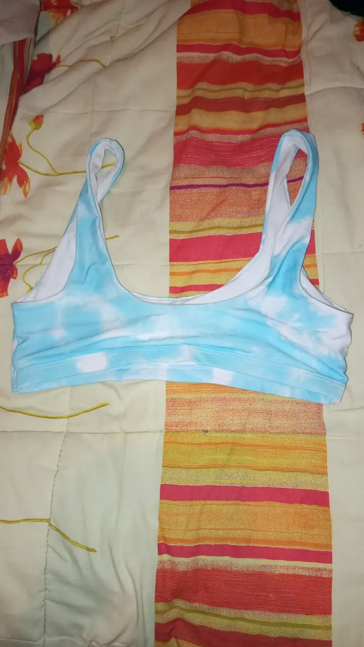 Preguntar por  lote de ropa tengo más variedad - 4