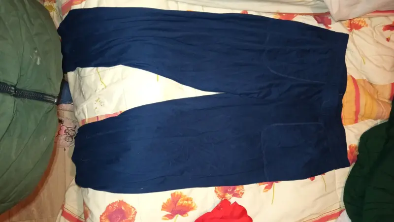 Preguntar por  lote de ropa tengo más variedad - 5