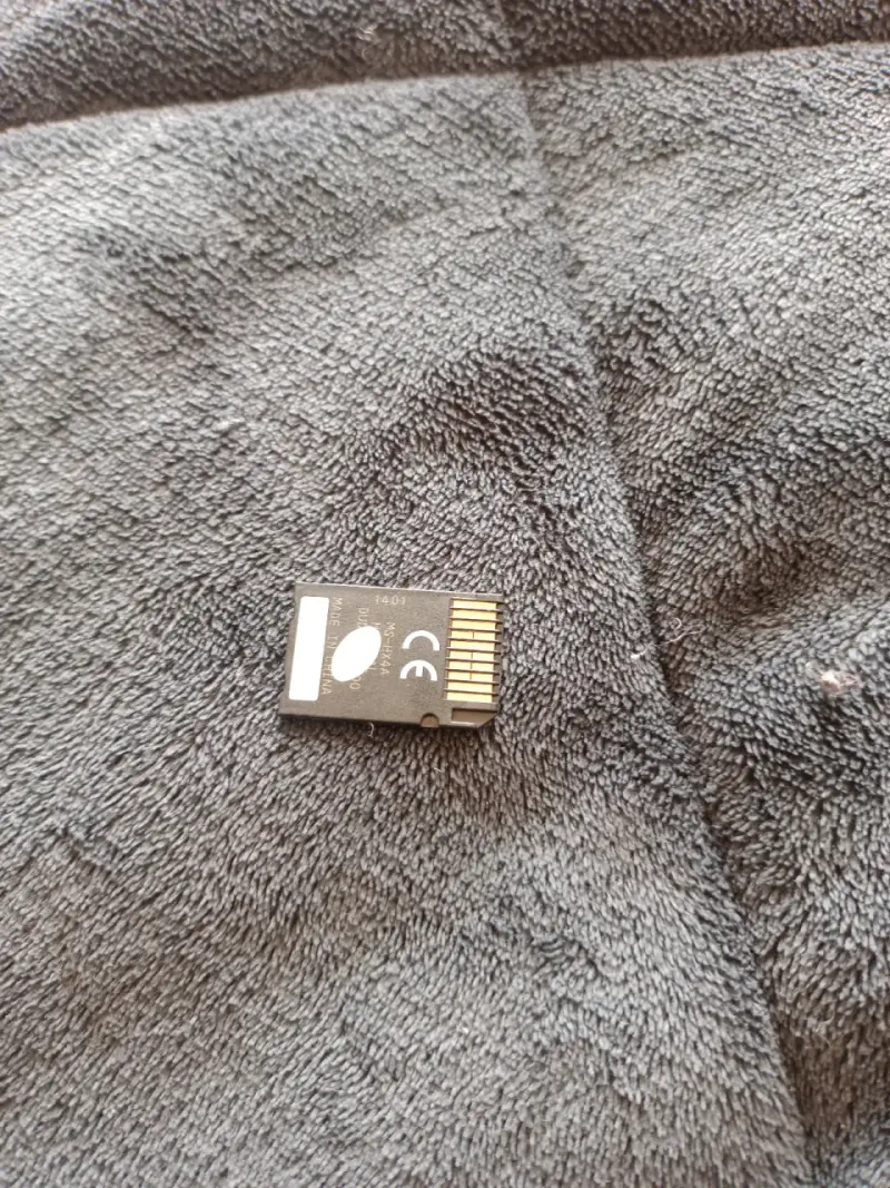 Memory Stick PRO-HG Duo 4GB para PSP - 2