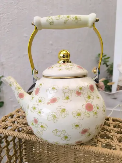 Tetera de cerámica con diseño floral vintage - miniatura 1