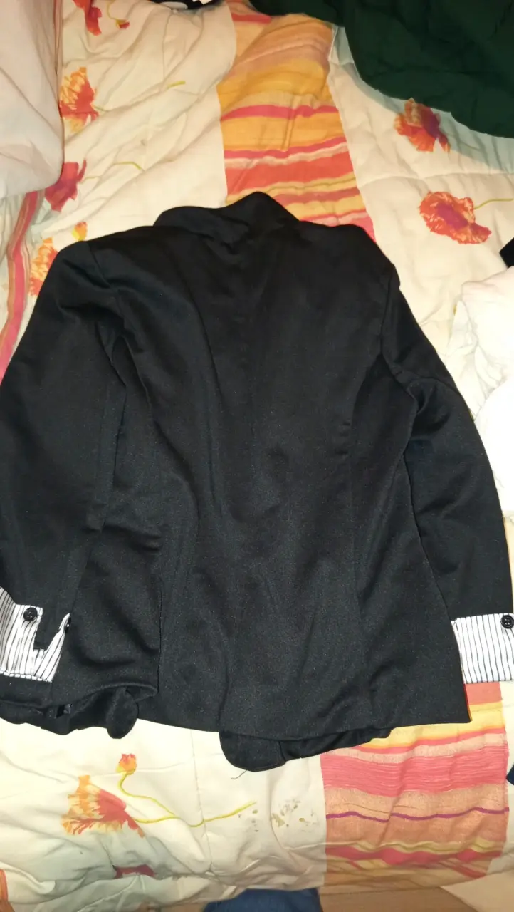 Blazer negro elegante para mujer - 2