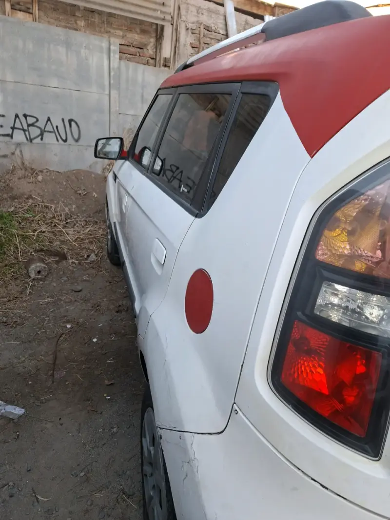 Kia Soul 2010 en buen estado - 6