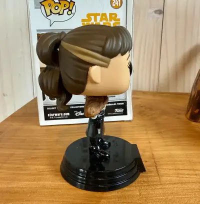 Figura Funko Pop Star Wars Qi'ra 241 - miniatura 2