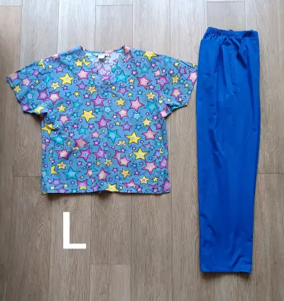 Uniformes médicos de 2da talla L.  2x20mil - miniatura 3